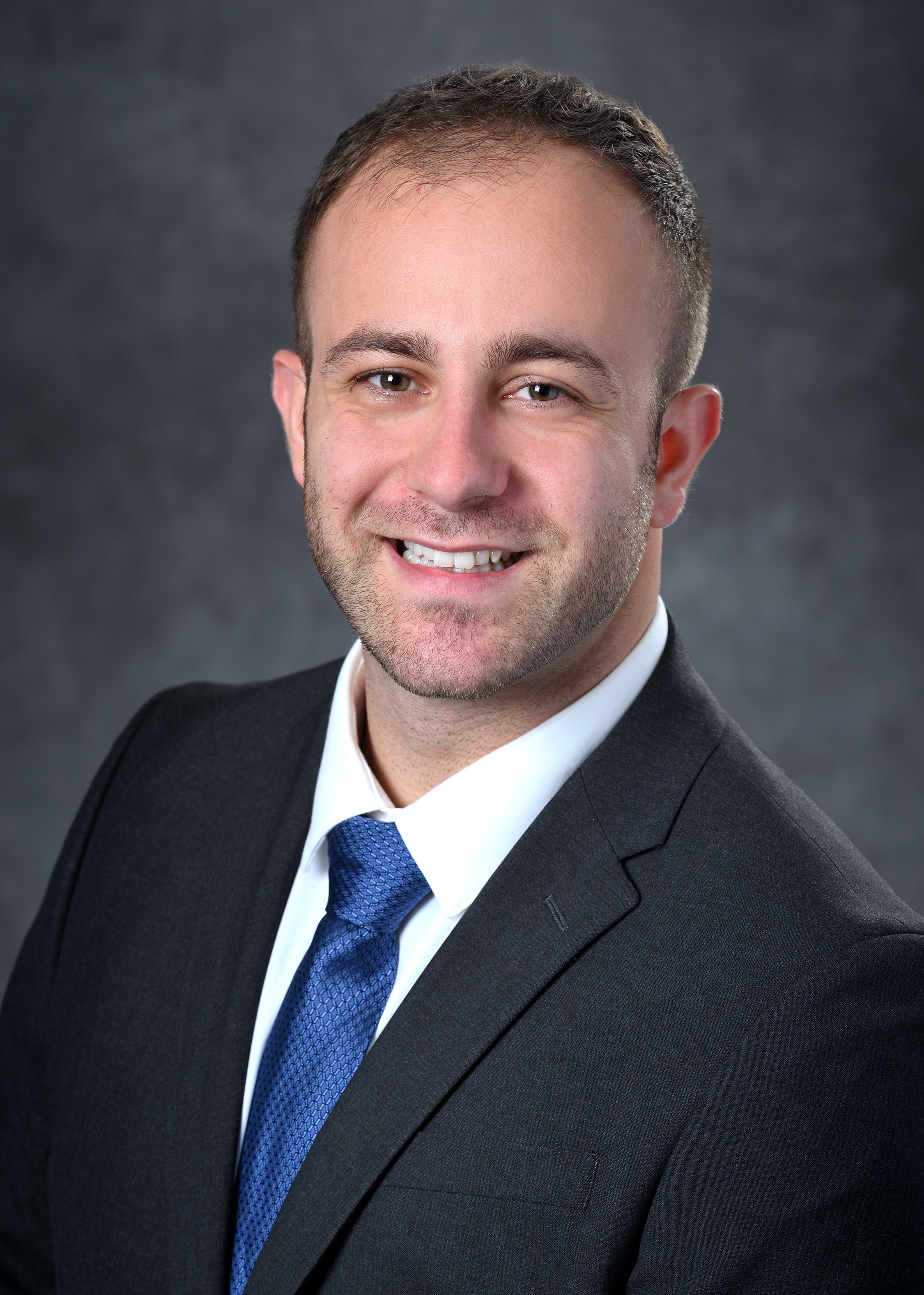 Headshot of Alex Pasculle